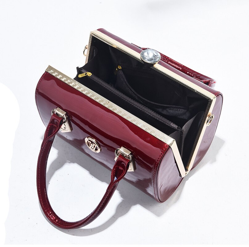 Bolsa De Couro Legítimo Feminina Retrô - Eterna Clássico
