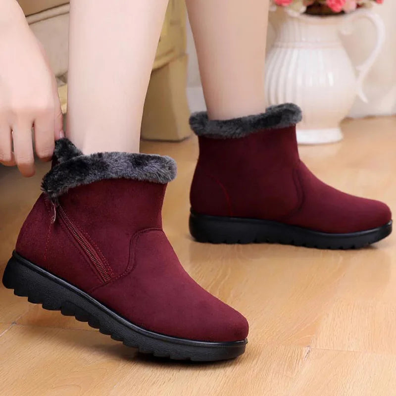 Bota Feminina de Inverno em Couro Legítimo - Slight
