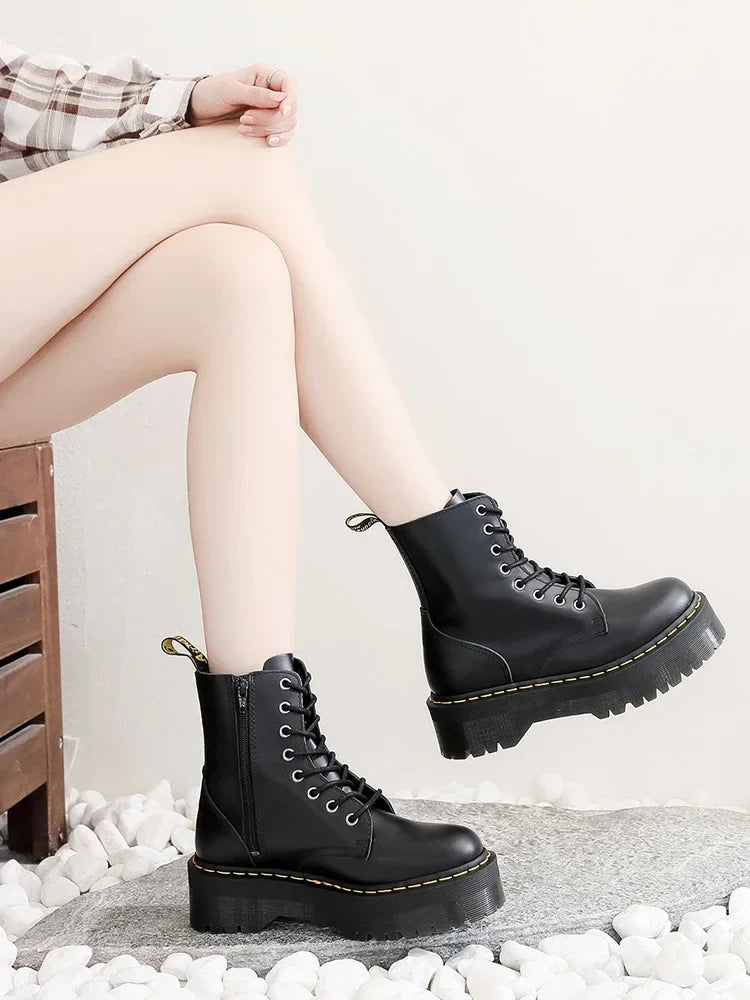 Bota Feminina de Inverno em Couro Legítimo - Borealis