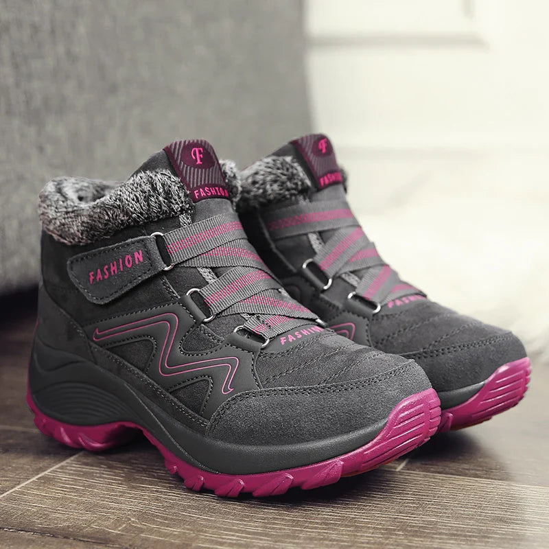 Bota Feminina de Inverno em Couro Legítimo - Fashion