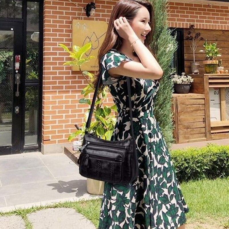 Bolsa Feminina Transversal em Couro Legítimo - Ashley