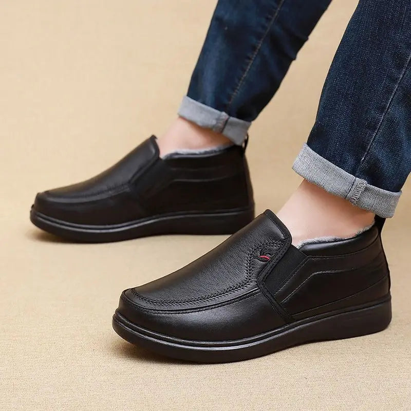 Bota Masculina de Inverno em Couro Legítimo - Estilo Social