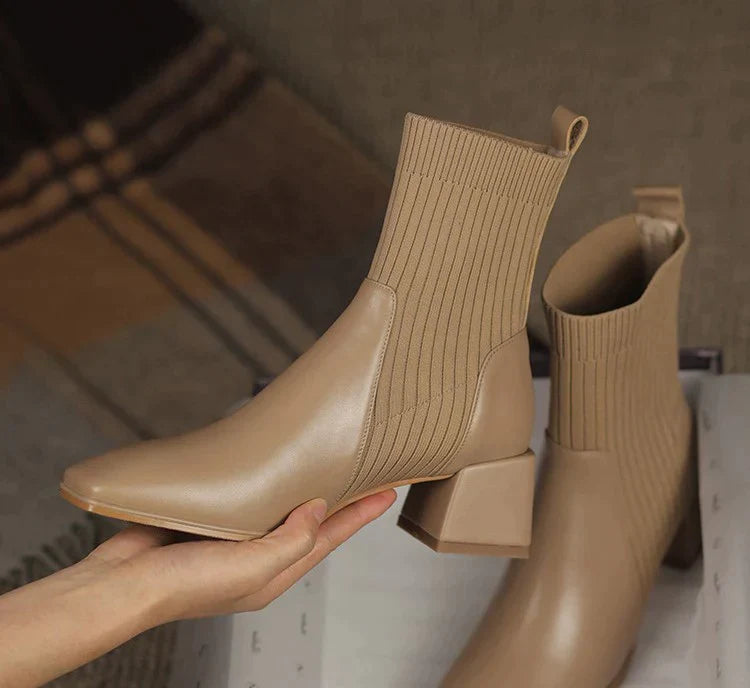 Bota Cano Curto feminina de Couro Legítimo - Monalise Elegance