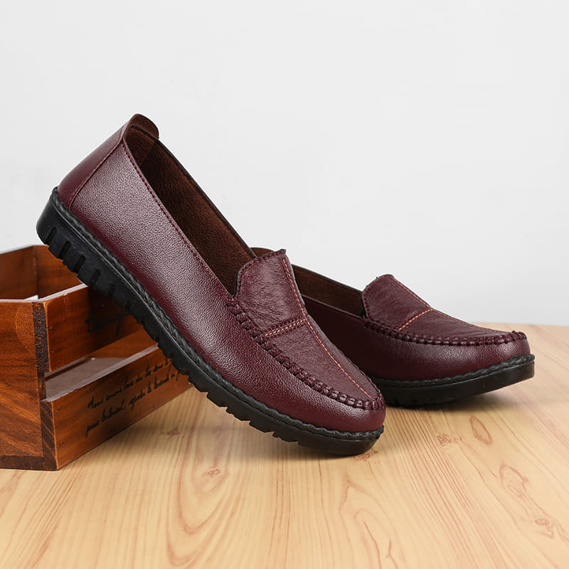 Mocassim Feminino Tratorado de Couro Legítimo - Cristine