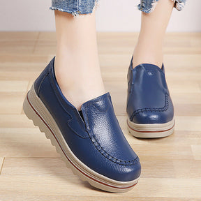 Mocassim De Couro Legítimo Feminino Salto Plataforma Slip On - Day Flex