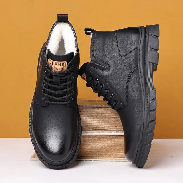 Bota Masculina de Inverno em Couro Legítimo - Slim