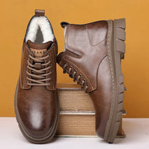 Bota Masculina de Inverno em Couro Legítimo - Slim