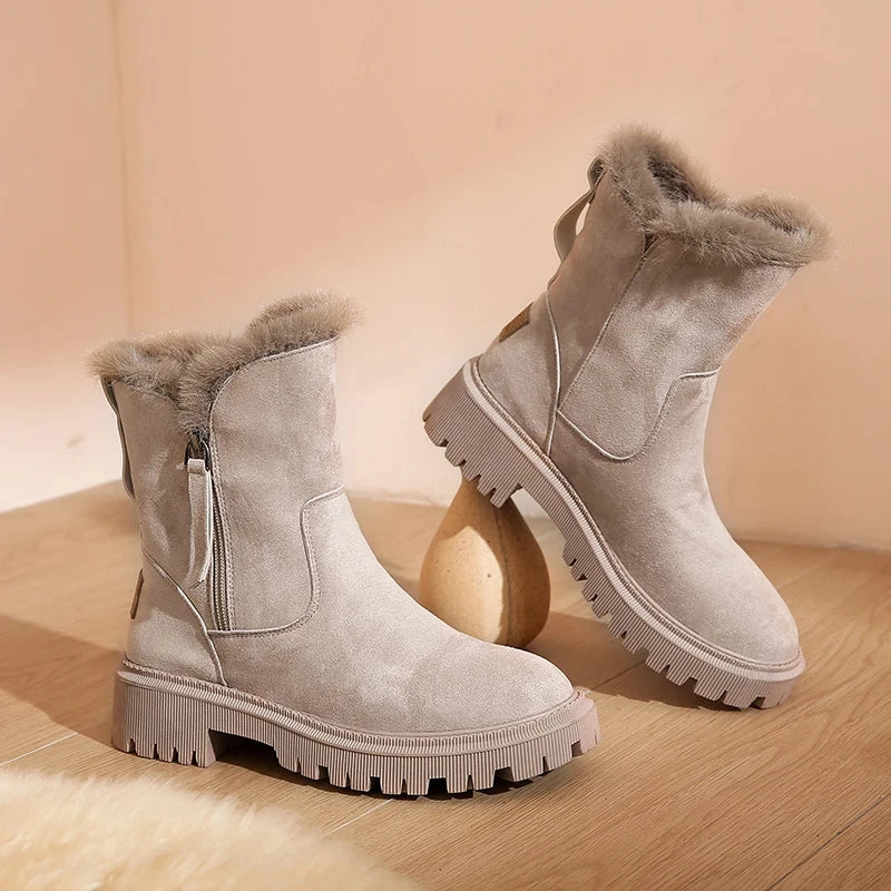 Bota Feminina de Inverno em Couro Legítimo - Shine