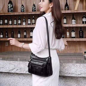 Bolsa Feminina Transversal em Couro Legítimo - Ashley