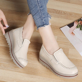 Mocassim De Couro Legítimo Feminino Salto Plataforma Slip On - Day Flex