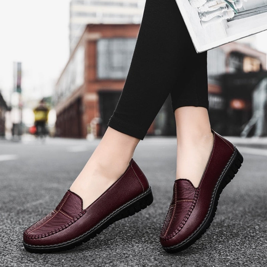 Mocassim Feminino Tratorado de Couro Legítimo - Cristine