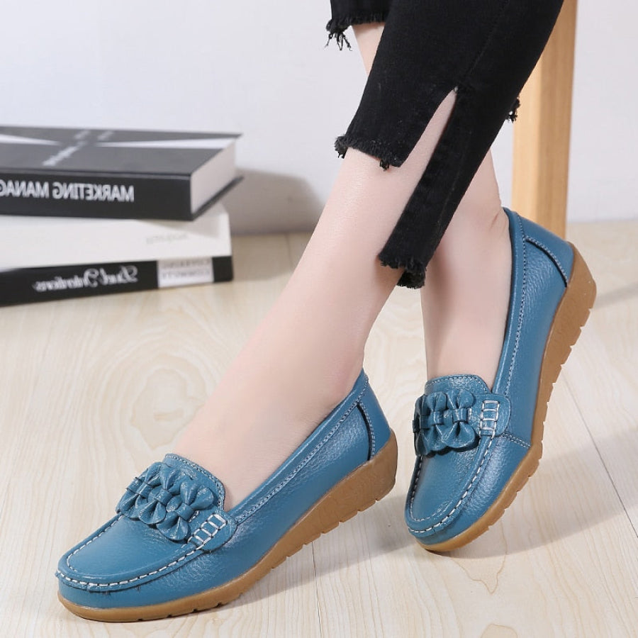 Mocassim Feminino Tratorado de Couro Legítimo - Sophie