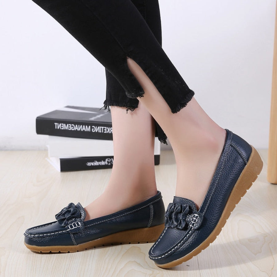 Mocassim Feminino Tratorado de Couro Legítimo - Sophie