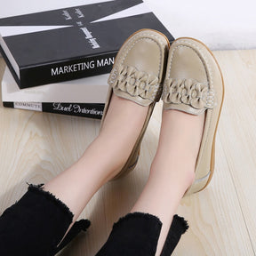 Mocassim Feminino Tratorado de Couro Legítimo - Sophie