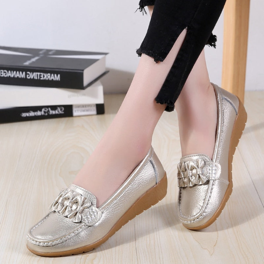 Mocassim Feminino Tratorado de Couro Legítimo - Sophie