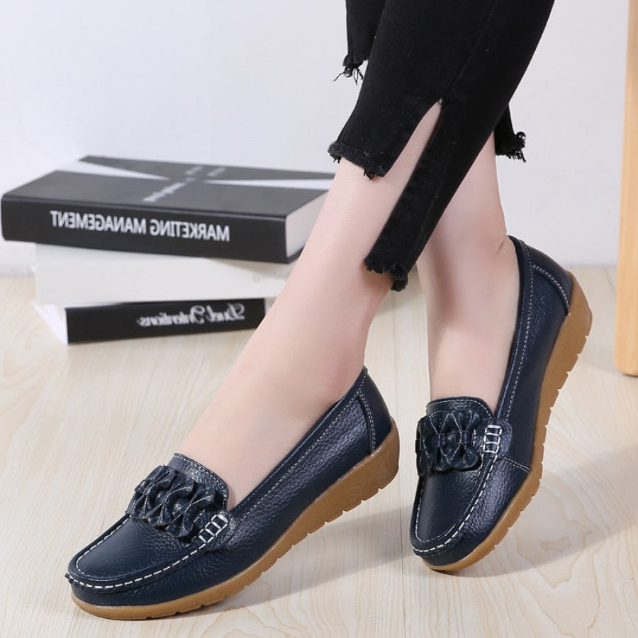 Mocassim Feminino Tratorado de Couro Legítimo - Sophie